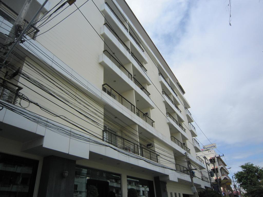 The New Eurostar Jomtien Beach Hotel Exterior photo