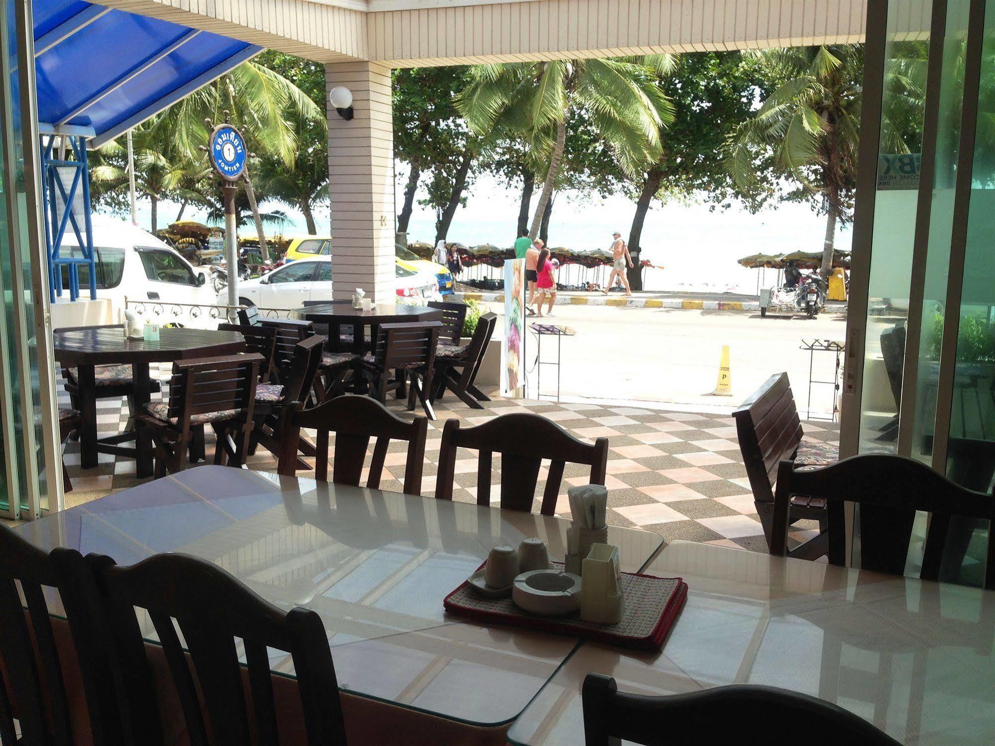 The New Eurostar Jomtien Beach Hotel Exterior photo