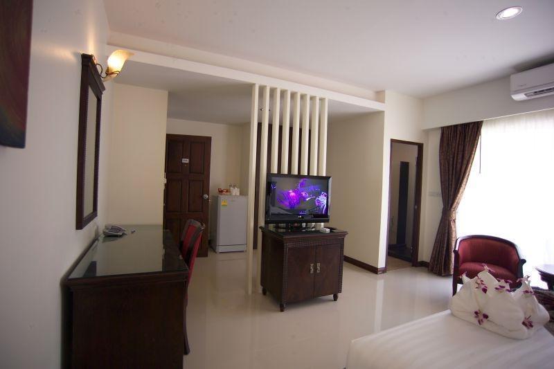 The New Eurostar Jomtien Beach Hotel Exterior photo